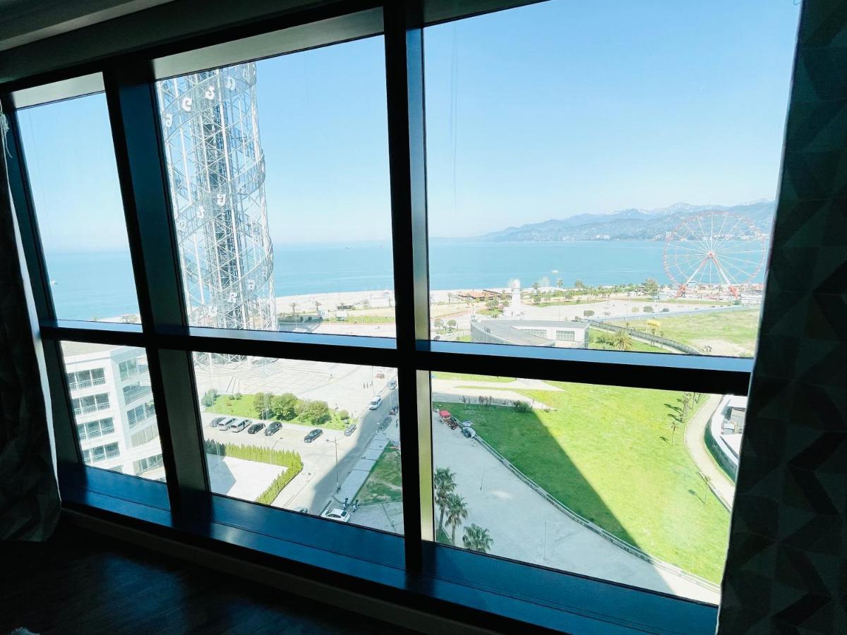 Balmaral Apart Hotel Batumi Bagian luar foto