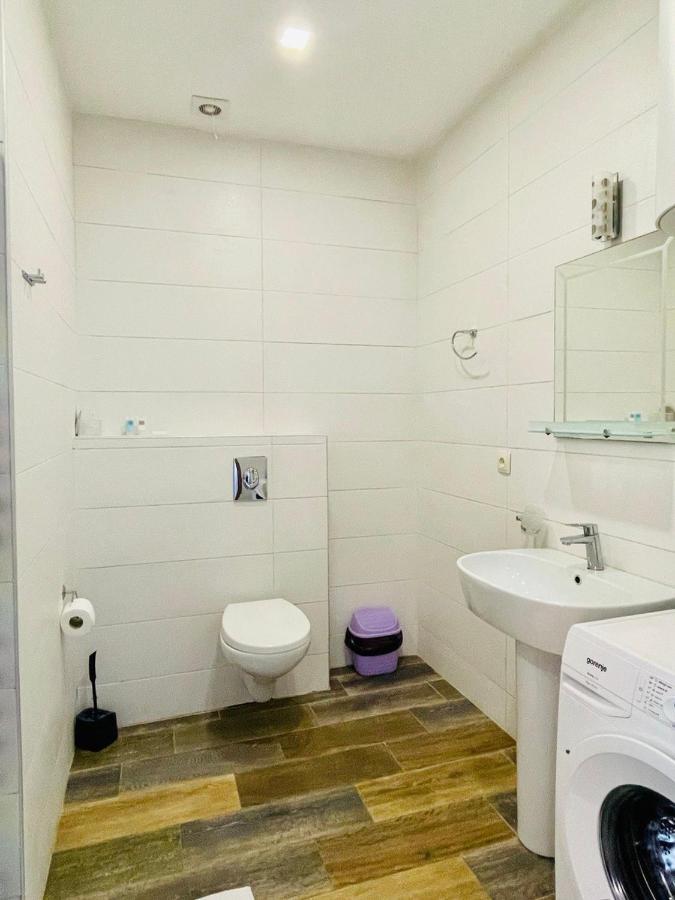 Balmaral Apart Hotel Batumi Bagian luar foto