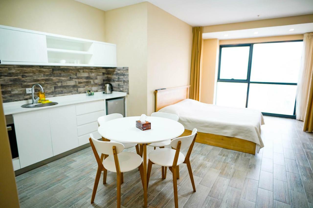 Balmaral Apart Hotel Batumi Bagian luar foto